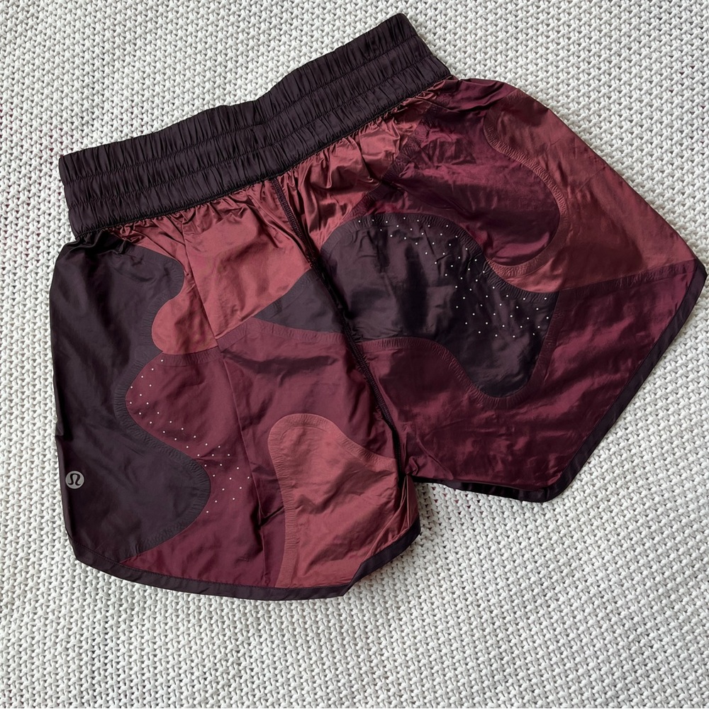 Lululemon Patch Game Short - Picture 5 of 9